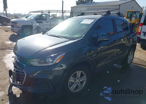 2022 Chevrolet Trax Awd Lt z USA, uszkodzony, nr VIN KL7CJPSM7NB557192